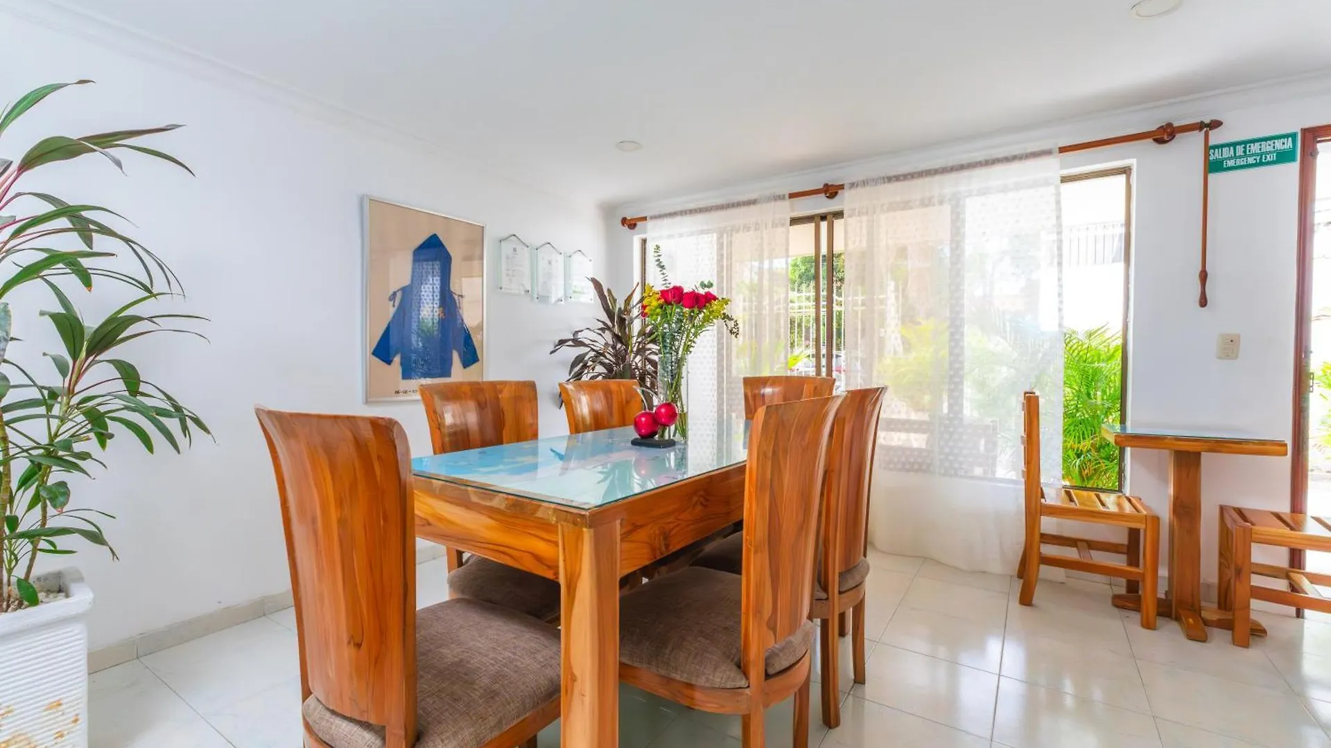 Πανσιόν Oresca Hostel Cartagena