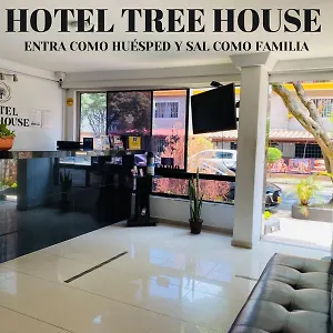 Tree House Medellín